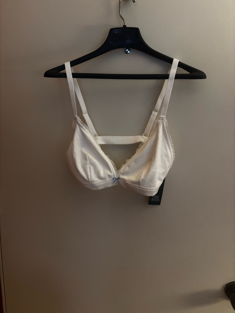 Wild fable Soft Wirefree Cream Bra with Light Support. New with tags